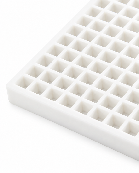 2.9mL cube gummy mold with 391 cavities angled view